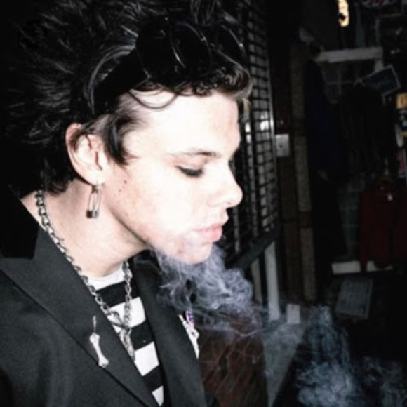 Meet your Posher, Ihateyungbludhaters - Picture 1 of 1